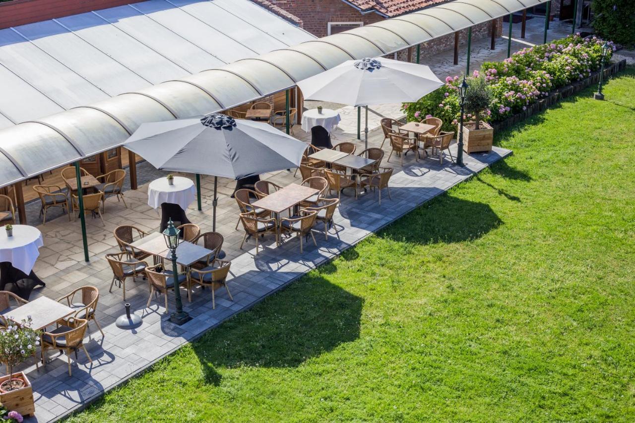 Hotel Restaurant De Roosterhoeve Roosteren Exterior photo